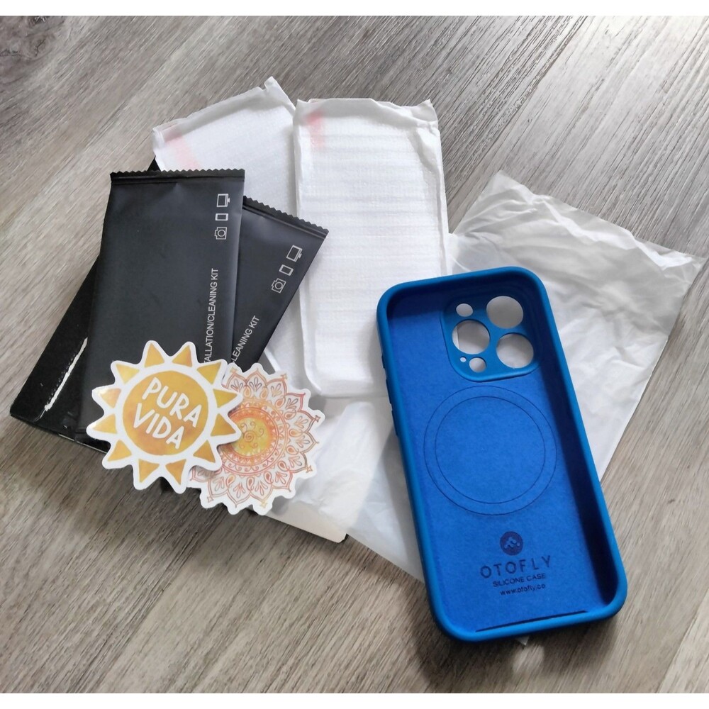 Otofly Silicone Case for Apple iPhone 15 Pro Blue Magsafe W/screen Protect